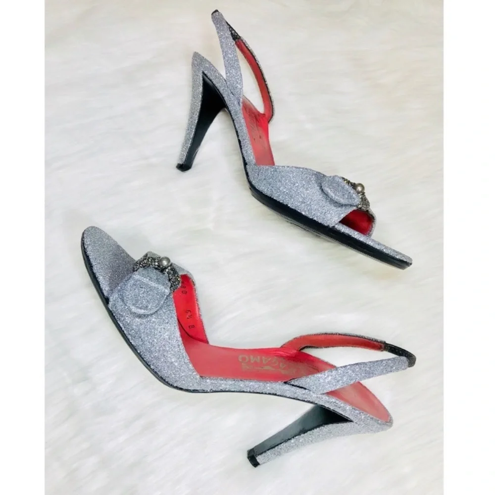 FERRAGAMO LUXURY HEELS